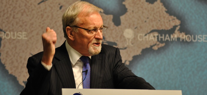 Gareth Evans speaking at Chatham house on the Responsibility to Protect doctrine in Libya Gareth Evans speaking at Chatham house on the Responsibility to Protect doctrine in Libya
