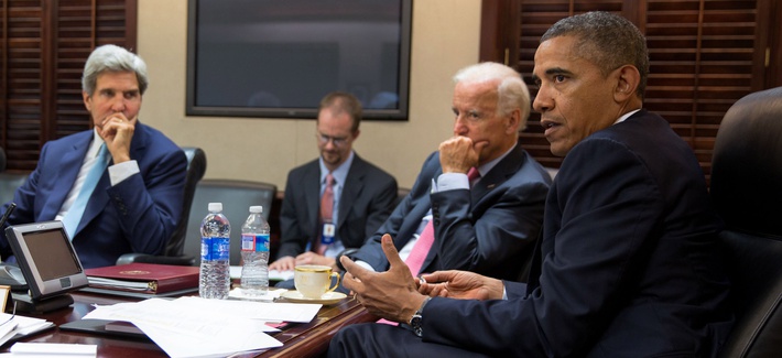 Obama meeting with his national security advisors on Syria Obama meeting with his national security advisors on Syria