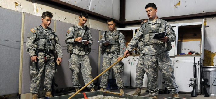 An Army lieutenant briefs a member of his team during the Basic Officer Leadership Course at Fort Rucker, Ala., May 16, 2013. An Army lieutenant briefs a member of his team during the Basic Officer Leadership Course at Fort Rucker, Ala., May 16, 2013.
