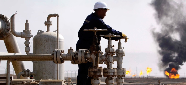 An Iraqi worker operates valves at the Rumaila oil refinery, near the city of Basra, Iraq, on Nov. 9, 2009. A 20-year contract signed by Iraq's Oil Ministy with China's CNPC, on Nov. 3, 2009, gives the company partial development rights for Rumaila field. An Iraqi worker operates valves at the Rumaila oil refinery, near the city of Basra, Iraq, on Nov. 9, 2009. A 20-year contract signed by Iraq's Oil Ministy with China's CNPC, on Nov. 3, 2009, gives the company partial development rights for Rumaila field.