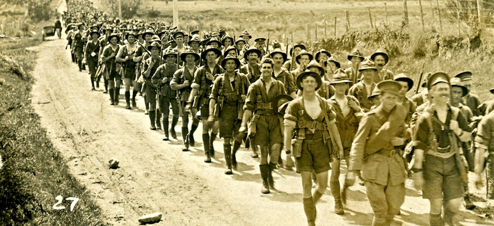 Soldiers from the New Zealand Division march from Trentham to Europe in 1917. Soldiers from the New Zealand Division march from Trentham to Europe in 1917.