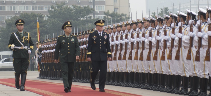 Gen. Martin E. Dempsey meets with Chinese Gen. Fang Fenghui, Chief of the General Staff, in Beijing, China, Apr 20, 2013. 