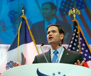 Republican presidential hopeful and iranian hardliner Sen. Marco Rubio, R-Fla., speaks in Waukee, Iowa, April 25, 2015.