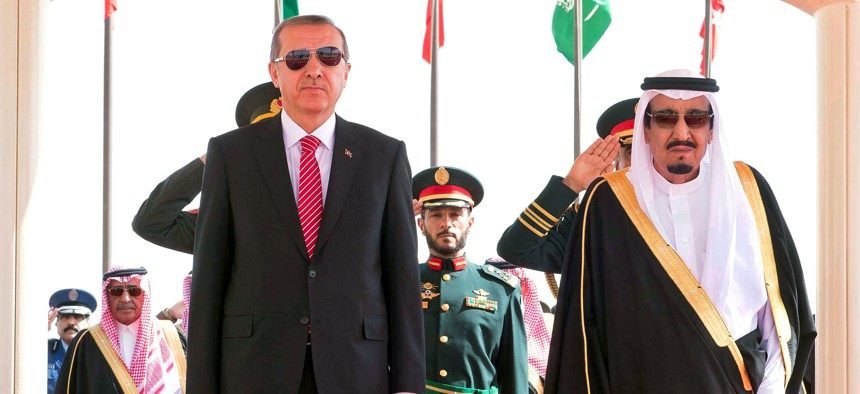 Turkey's President Recep Tayyip Erdogan meets with Saudi King Salman during a ceremony in Riyadh, on March 2, 2015.