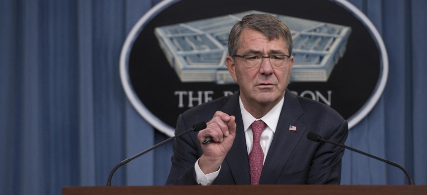 Defense Secretary Ash Carter announces his Women in Service Review during a press brief at the Pentagon, Dec. 3, 2015. 