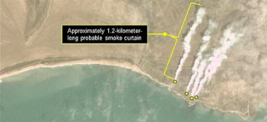 Российская армия в Крыму учится пользоваться дымовой завесой. Зачем? 