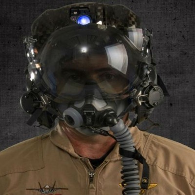 Navy tests new stealth F-35C upgraded Helmet Mounted Display - Defense One