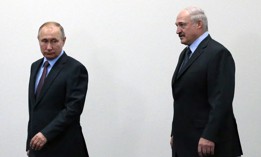 Russian President Vladimir Putin (L) and Belarussian President Alexander Lukashenko (R) enter the hall during their meeting on February 13, 2019 in Sochi, Russia. 
