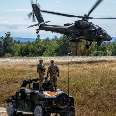 The Army Brief: Countering Drones; Gen Z Leadership Needs; Blackhawk 