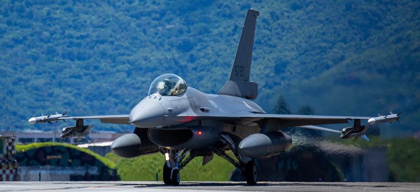 A Taiwanese F-16 Fighting Falcon lands at Hualien Air Force Base on August 6, 2022, in Hualien, Taiwan.