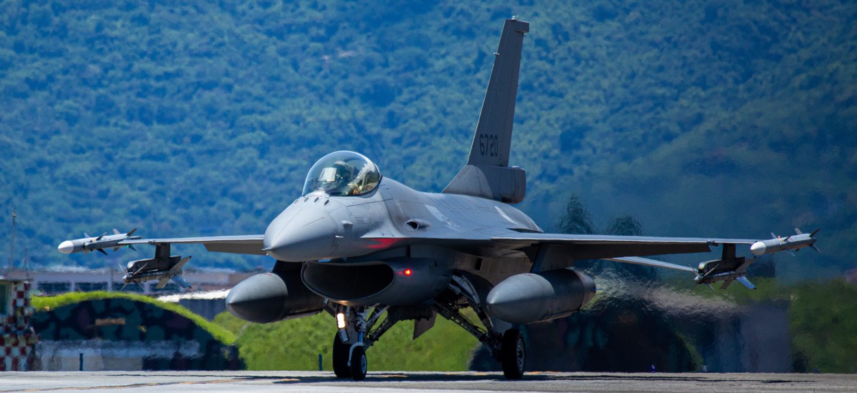 Hobby Master F-16A (Block 20) ​​Republic of China Air Force