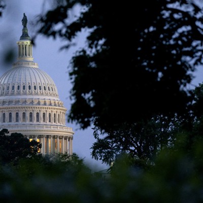 Debt Limit Deal Would Save Feds' Paychecks, But Freeze Agency Spending - Vimarsana News