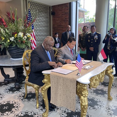 AS dan Indonesia memperluas kerja sama pertahanan, dimulai dari bidang siber dan luar angkasa