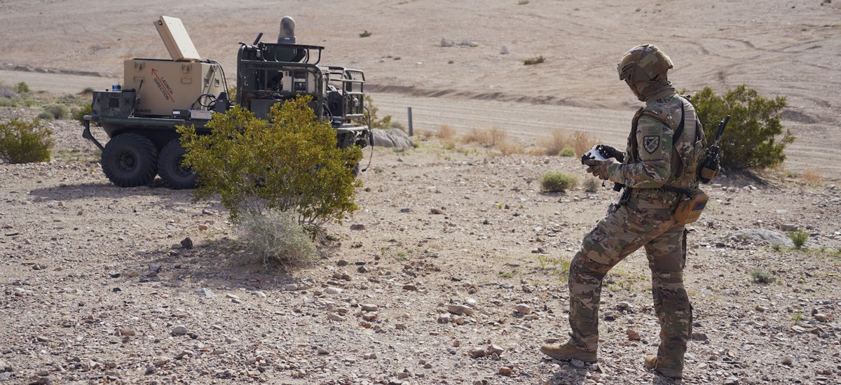 Robotic & Autonomous vehicles at AUSA 06 - Defense Update