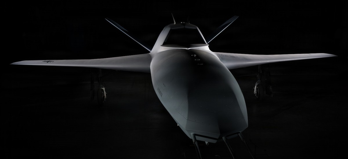 defenseone.com - Thomas Novelly - USAF adds third contender for initial robot-wingman buy; picks 9 for next phase