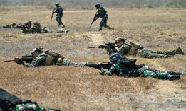 U.S. and Indonesian Marines take part in the Super Garuda Shield joint military exercise at the Bhumi Marinir Karangpilang in Surabaya on August 27, 2024. 