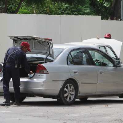 U.S. Pulls Staff from Consulate in Pakistan - Defense One