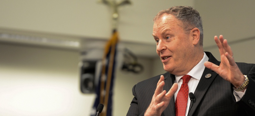 Deputy Secretary of Defense Bob Work speaks to the Council on Foreign Relations in Washington, D.C. September 30, 2014.