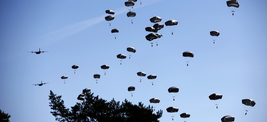 Paratroopers take part in an exercise of the U.S. Army Global Response Force in Hohenfels, Germany, Aug. 26, 2015.