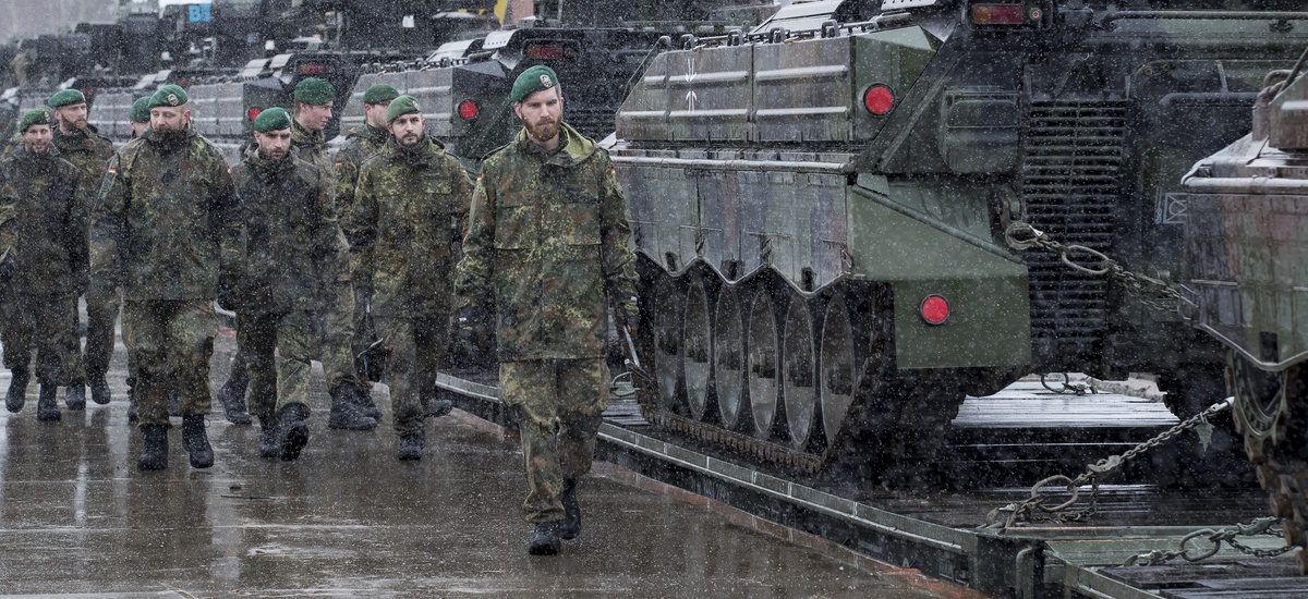 In Lithuania Nato Troops Set Up Near A Potentially Hostile Border Defense One