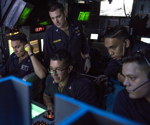 GULF OF ADEN (July 2, 2019) Sailors assigned to amphibious assault ship USS Boxer (LHD 4) observe flight operations on the display of an OD-220 radar from inside the amphibious air traffic control center. GULF OF ADEN (July 2, 2019) Sailors assigned to amphibious assault ship USS Boxer (LHD 4) observe flight operations on the display of an OD-220 radar from inside the amphibious air traffic control center.